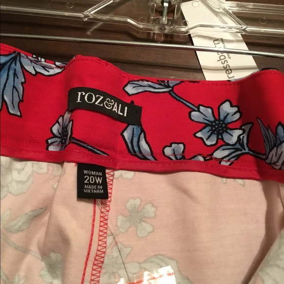 roz & ali signature fit ankle pants - Picture 5 of 6